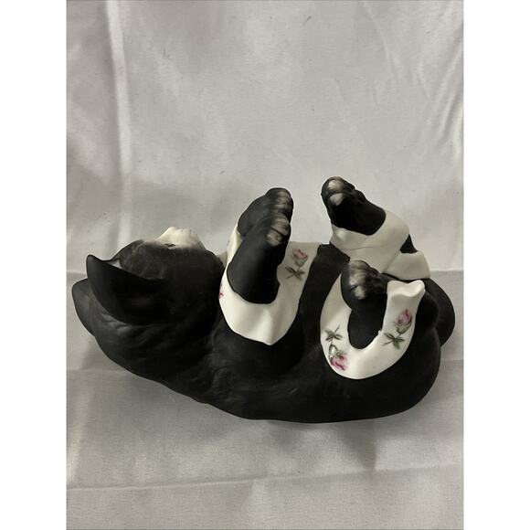 1980s VTG Mann Playful Black Kitten Cat Playing with ribbon Music Box Rotating - Picture 3 of 6